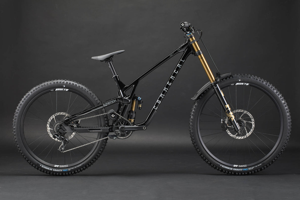 COMMENCAL SUPREME DH V5.2 SIGNATURE PURE BLACK 2027