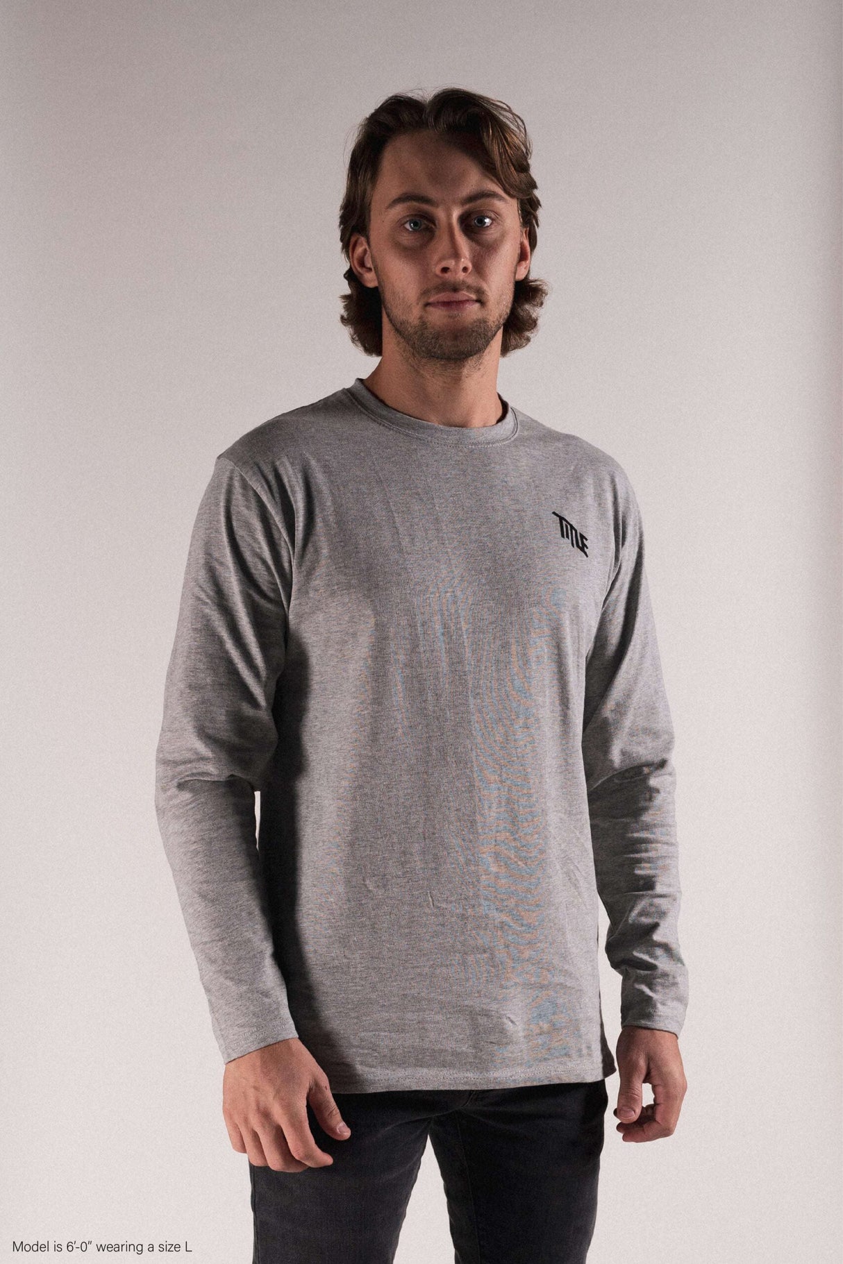 Polera Title Essential LS Gris