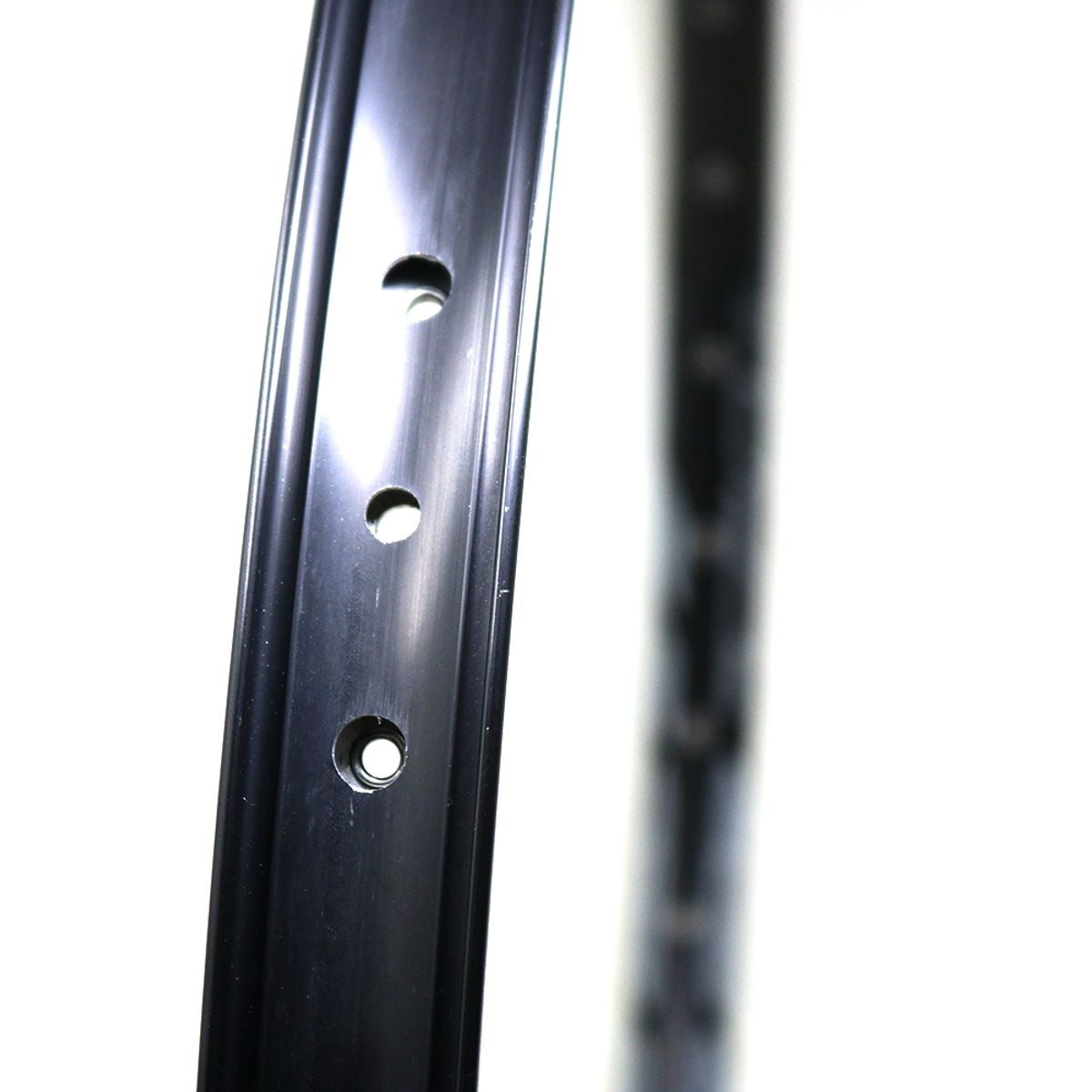 Llanta Weinmann 29 U32 TL 32H Presta Con Ojetillos