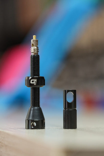 VALVULAS GRAVITY 1 44MM – BLACK