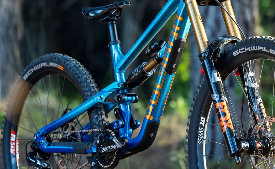 Bicicleta Polygon Collosus DH9 2027